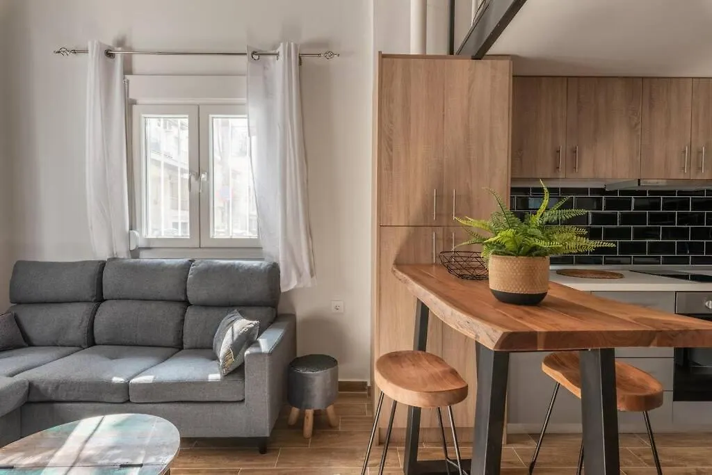 Industrial Loft Near Seaside W 200Mbps Apartment Thessaloniki 0*,  Greece
