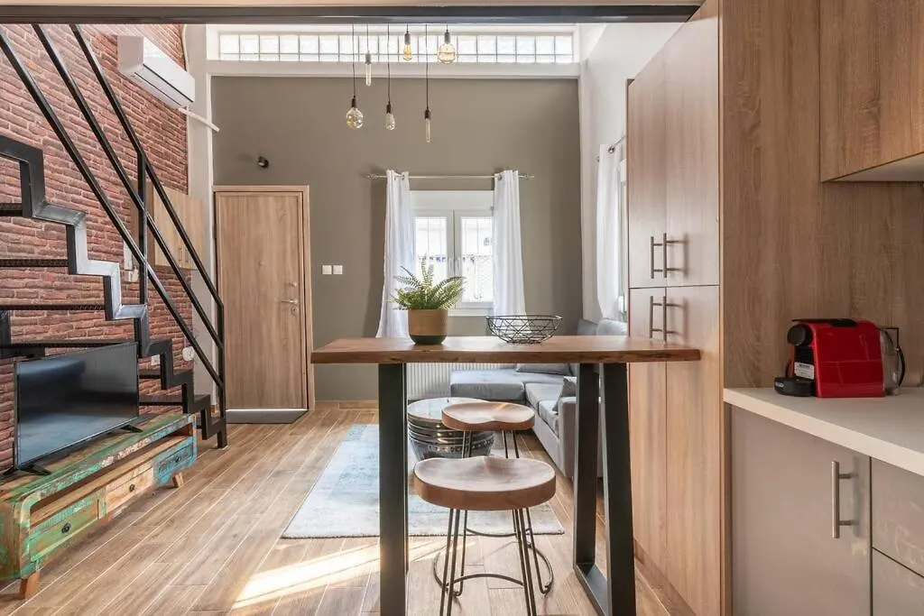 Industrial Loft Near Seaside W 200Mbps Apartment Thessaloniki