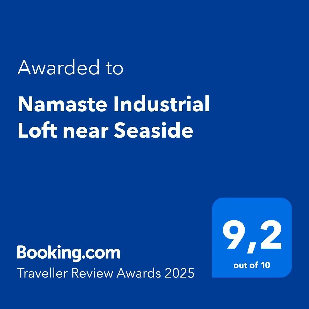 Industrial Loft Near Seaside W 200Mbps contacts